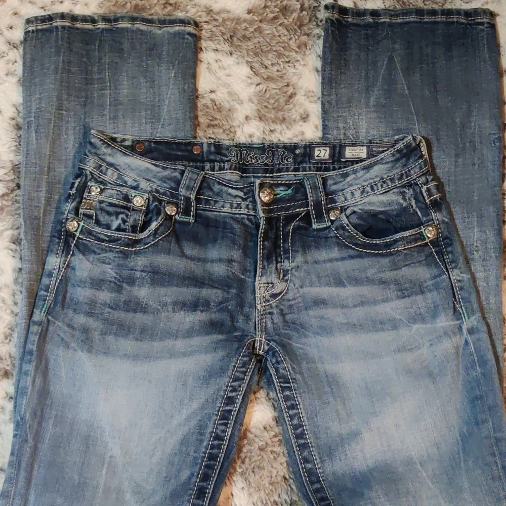 Miss Me Signature Boot Jeans - Picture 3 of 7